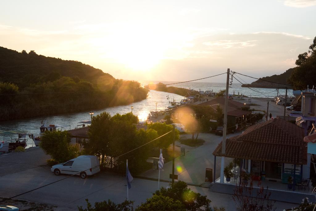 Hotel Glaros Амудья Екстер'єр фото